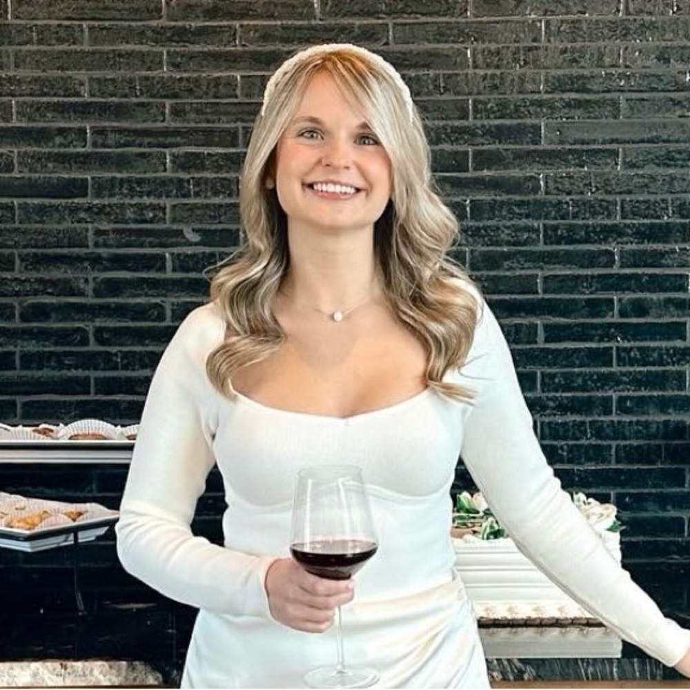 Meet your Posher, Julie